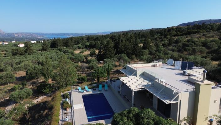 Image No.10-2 Bed Villa for sale