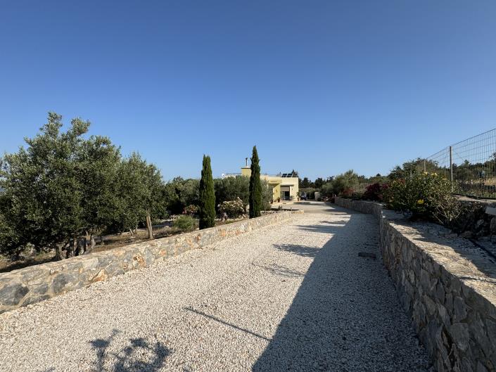 Image No.16-2 Bed Villa for sale