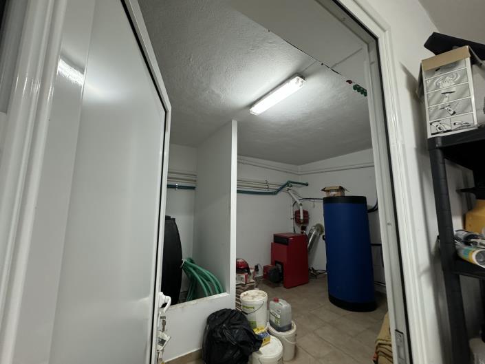 Image No.20-2 Bed Villa for sale