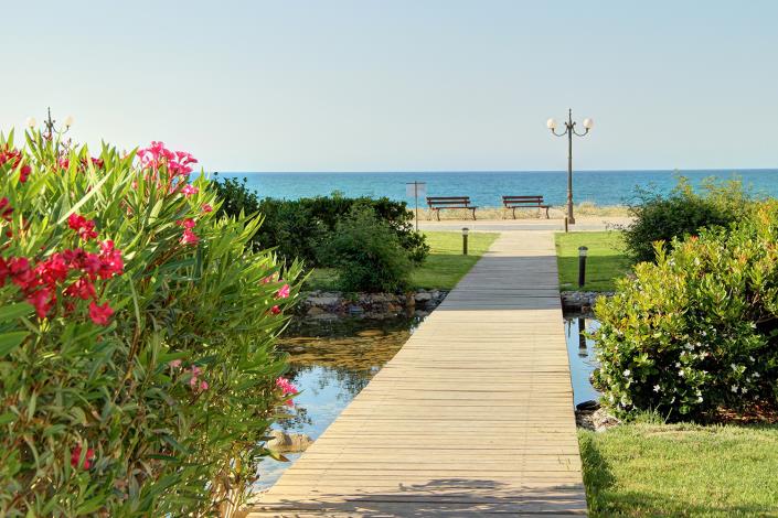 Image No.5-2 Bed Maisonette for sale