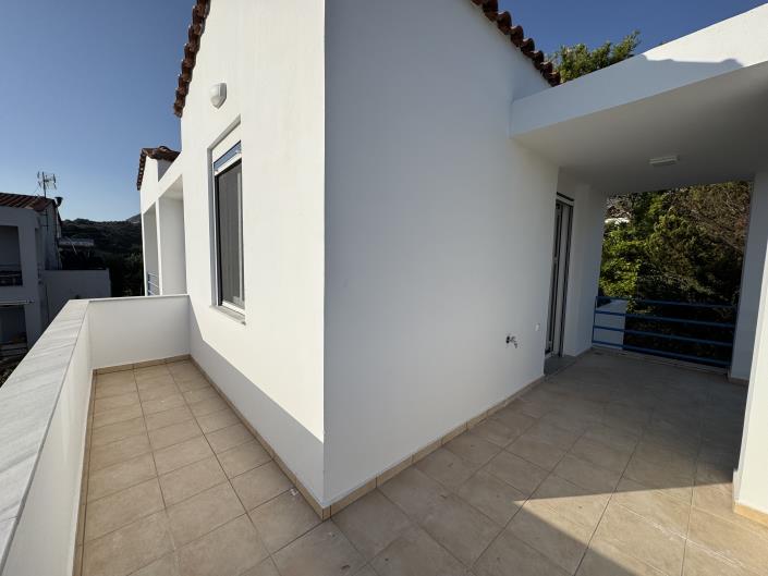 Image No.26-3 Bed Maisonette for sale