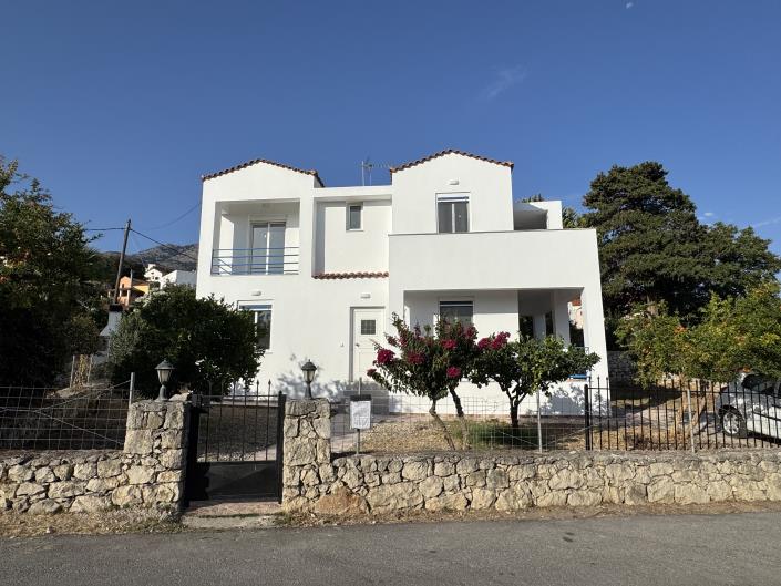 Image No.36-3 Bed Maisonette for sale