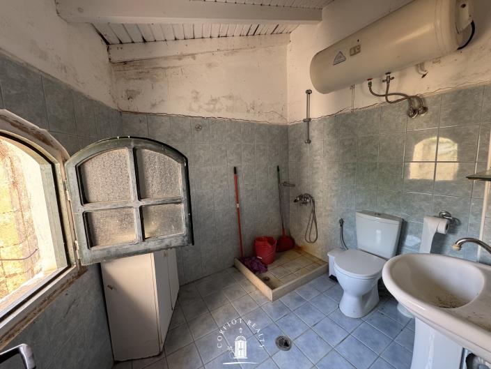 Image No.13-2 Bed House for sale