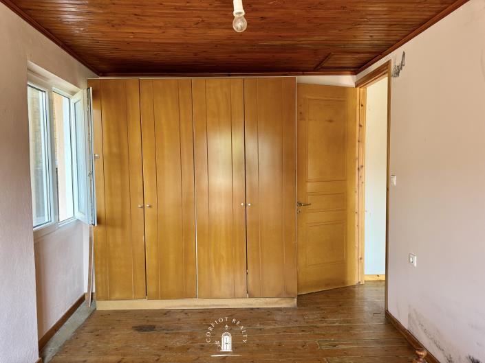 Image No.17-2 Bed House for sale