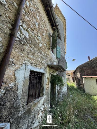 Image No.8-3 Bed House for sale