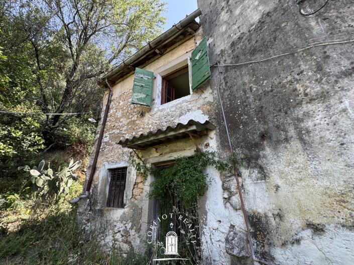 Image No.9-3 Bed House for sale