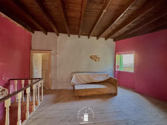 Image No.14-3 Bed House for sale