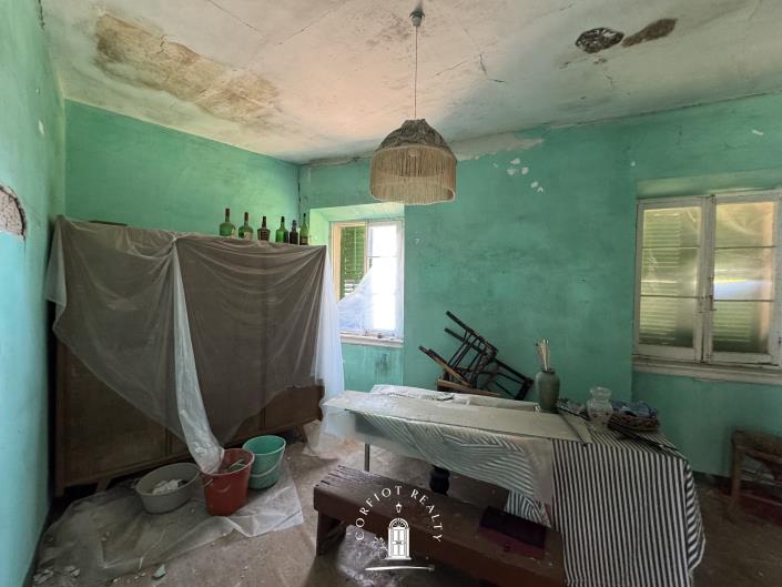 Image No.25-3 Bed House for sale