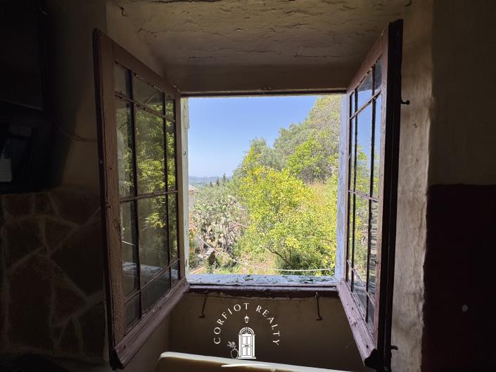 Image No.29-3 Bed House for sale