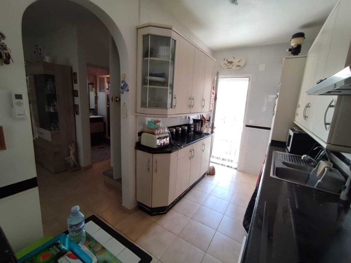 Image No.17-3 Bed House for sale