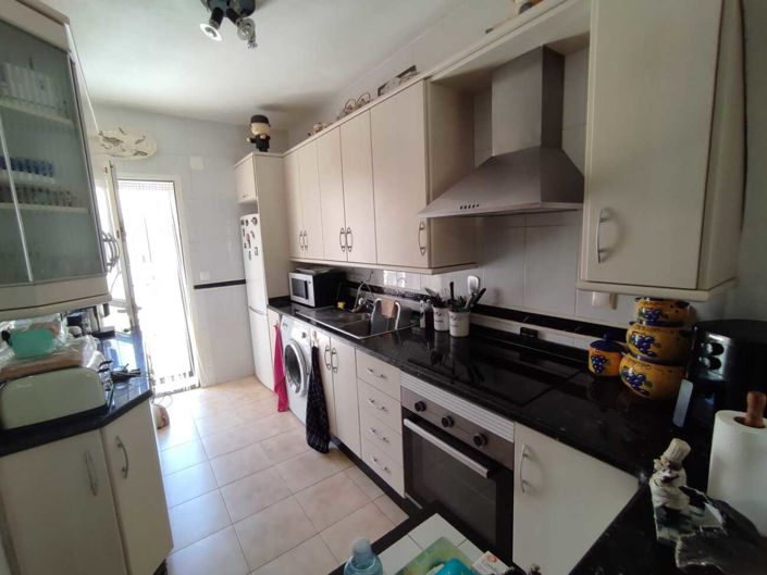 Image No.5-3 Bed House for sale