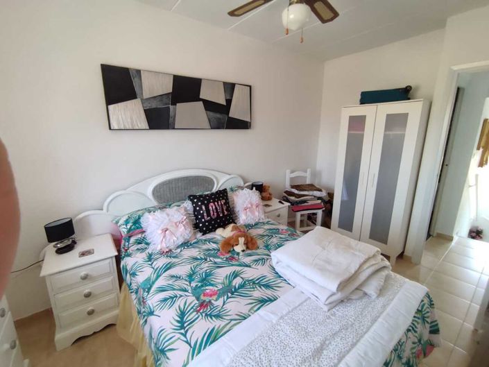 Image No.10-3 Bed House for sale