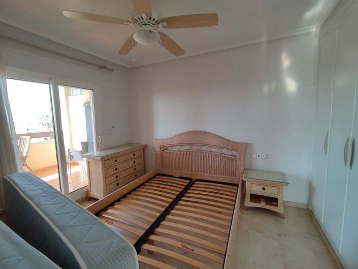 Image No.20-2 Bed Property for sale