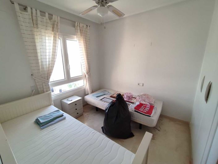 Image No.7-2 Bed Property for sale