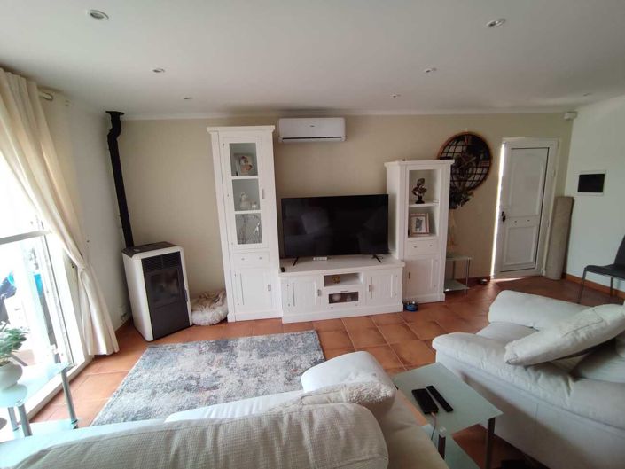 Image No.14-3 Bed Townhouse for sale