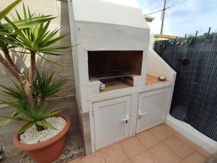 Image No.15-3 Bed Townhouse for sale