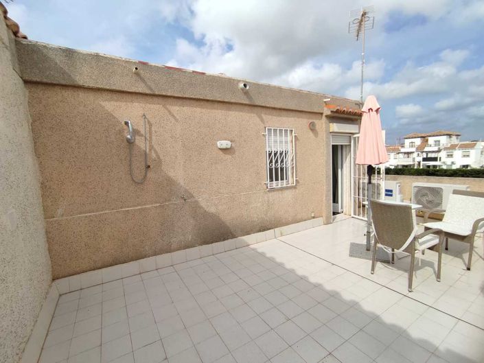 Image No.25-3 Bed Townhouse for sale