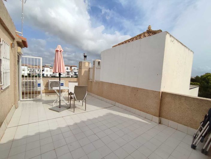 Image No.26-3 Bed Townhouse for sale