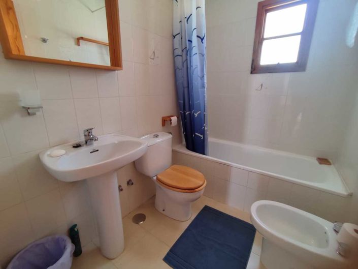 Image No.21-3 Bed Townhouse for sale