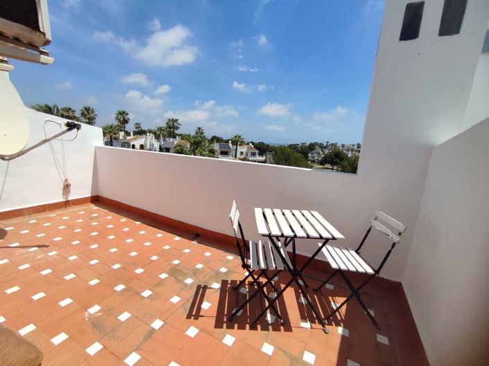 Image No.25-3 Bed Townhouse for sale