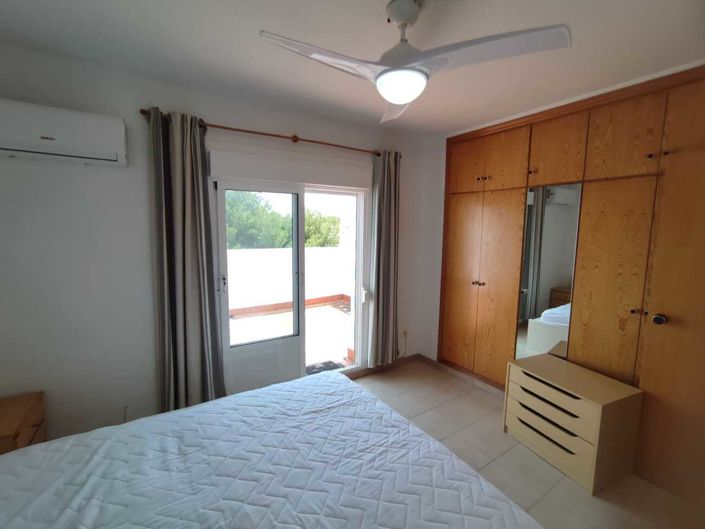 Image No.8-3 Bed Townhouse for sale