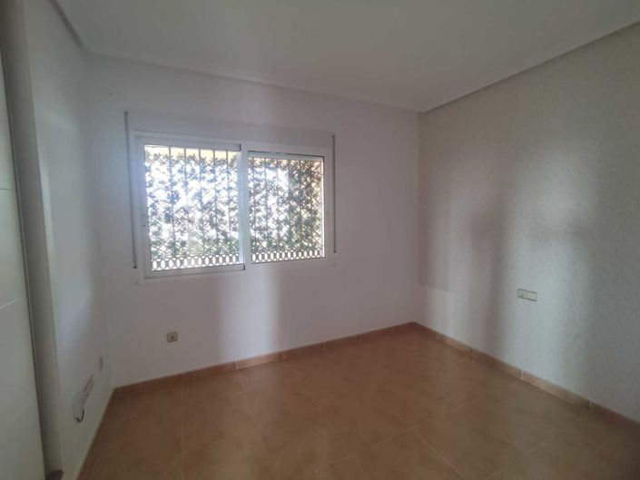 Image No.6-2 Bed Property for sale