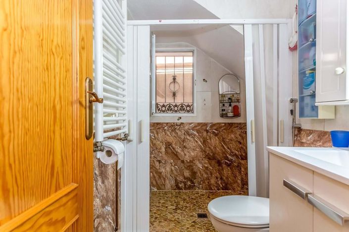 Image No.28-3 Bed Villa for sale