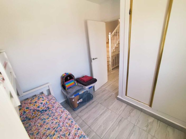 Image No.18-2 Bed House for sale