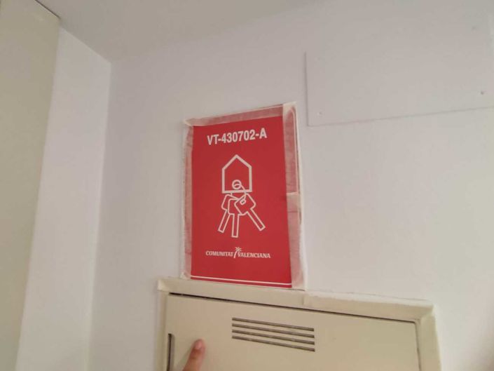 Image No.19-2 Bed Apartment for sale