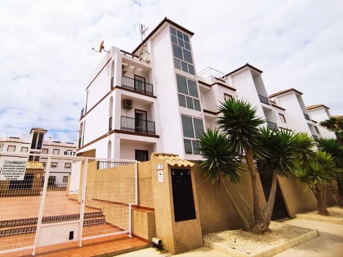 Image No.2-5 Bed Townhouse for sale