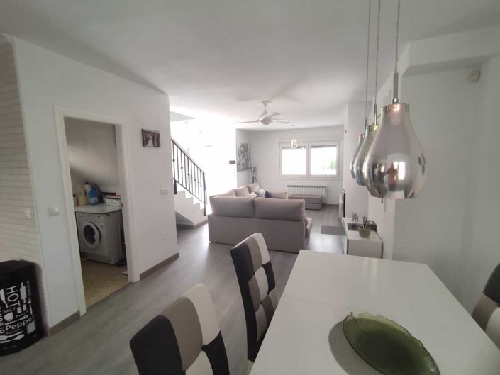 Image No.17-4 Bed Villa for sale