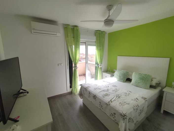 Image No.20-4 Bed Villa for sale