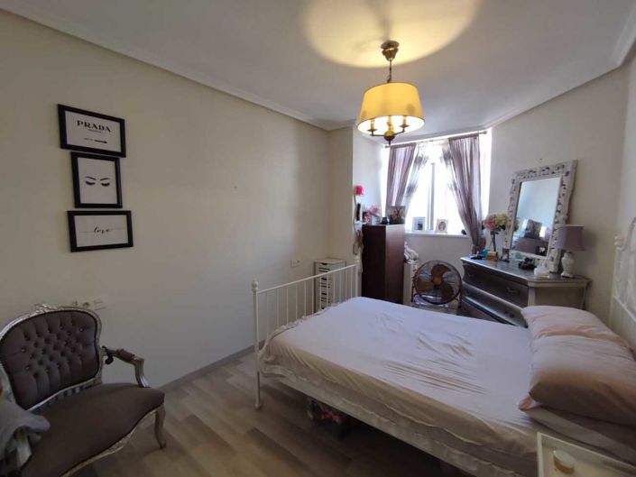 Image No.18-2 Bed Townhouse for sale