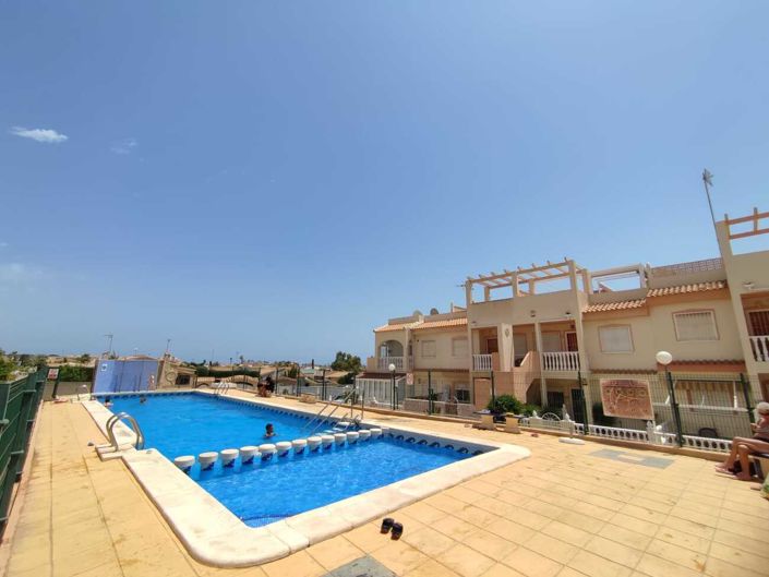 Image No.19-2 Bed Townhouse for sale