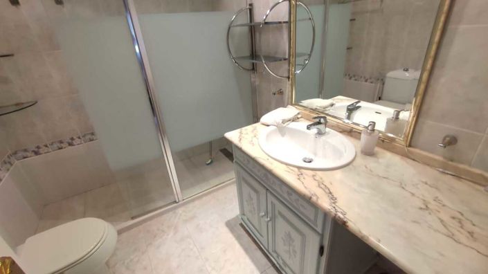 Image No.13-2 Bed Apartment for sale