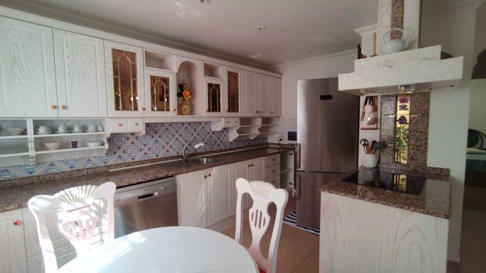 Image No.5-2 Bed Apartment for sale