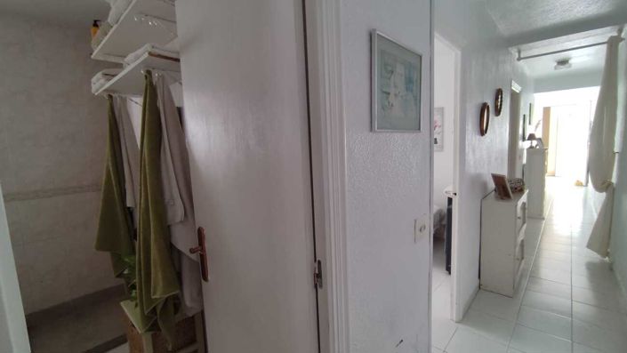 Image No.25-5 Bed Townhouse for sale