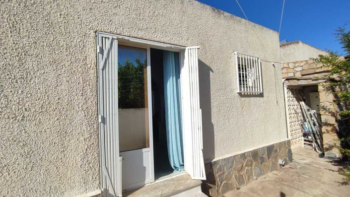 Image No.26-5 Bed Townhouse for sale