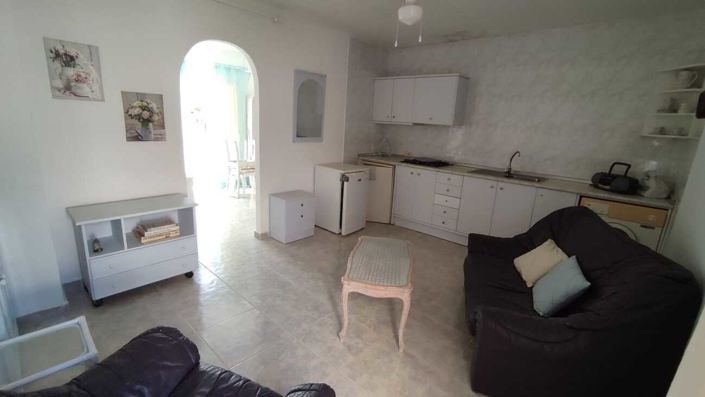 Image No.27-5 Bed Townhouse for sale