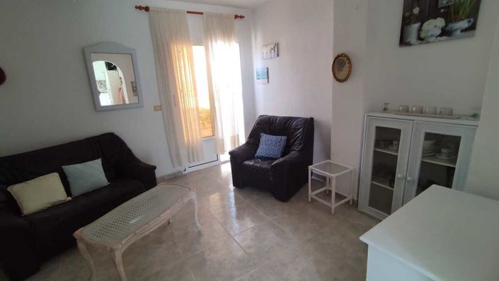 Image No.28-5 Bed Townhouse for sale