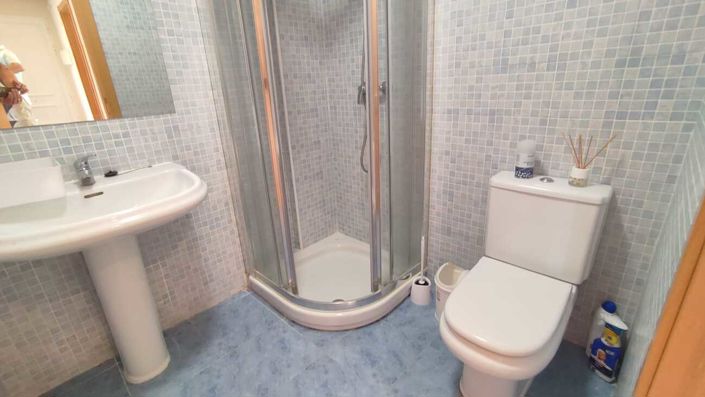 Image No.23-2 Bed Apartment for sale