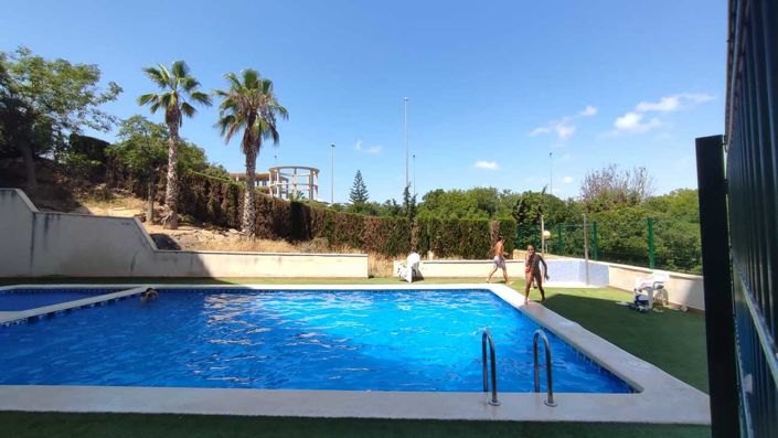 Image No.4-2 Bed Property for sale