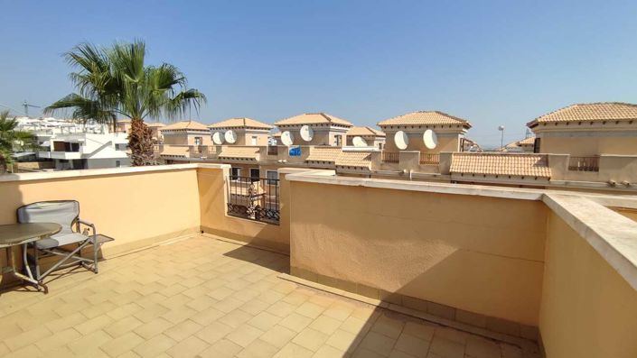 Image No.6-3 Bed Townhouse for sale