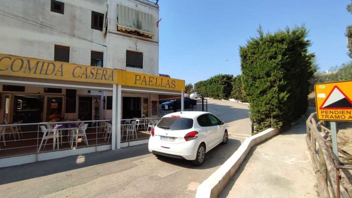 Image No.18-2 Bed Property for sale