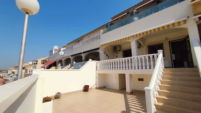 Image No.20-2 Bed Apartment for sale