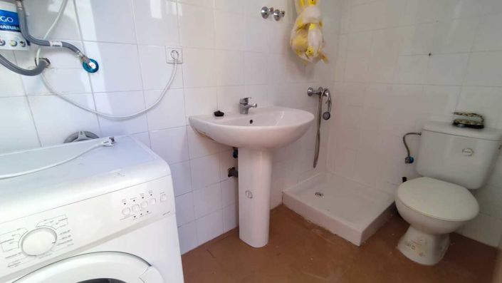 Image No.15-3 Bed Townhouse for sale