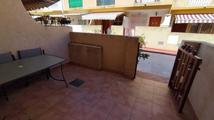 Image No.16-3 Bed Townhouse for sale