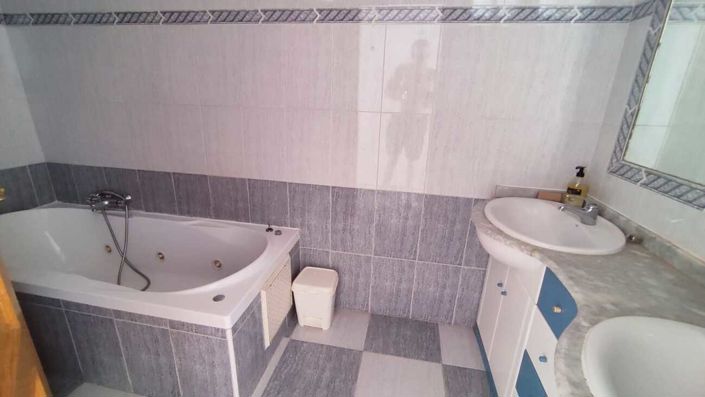 Image No.4-3 Bed Townhouse for sale