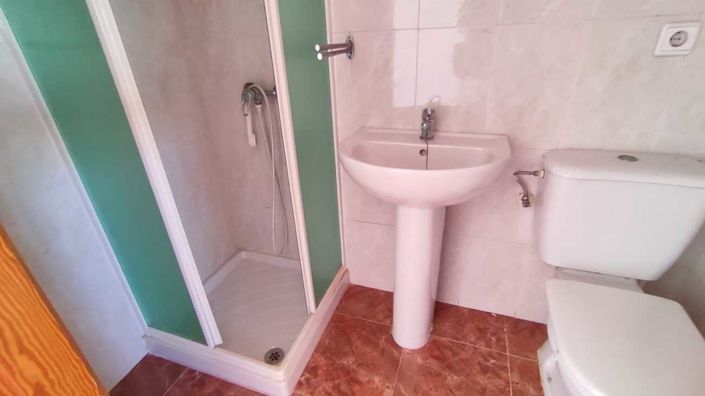 Image No.22-3 Bed Townhouse for sale