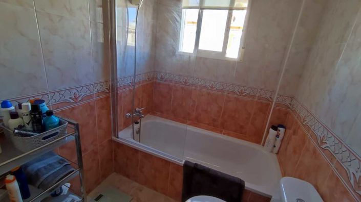 Image No.20-2 Bed Villa for sale